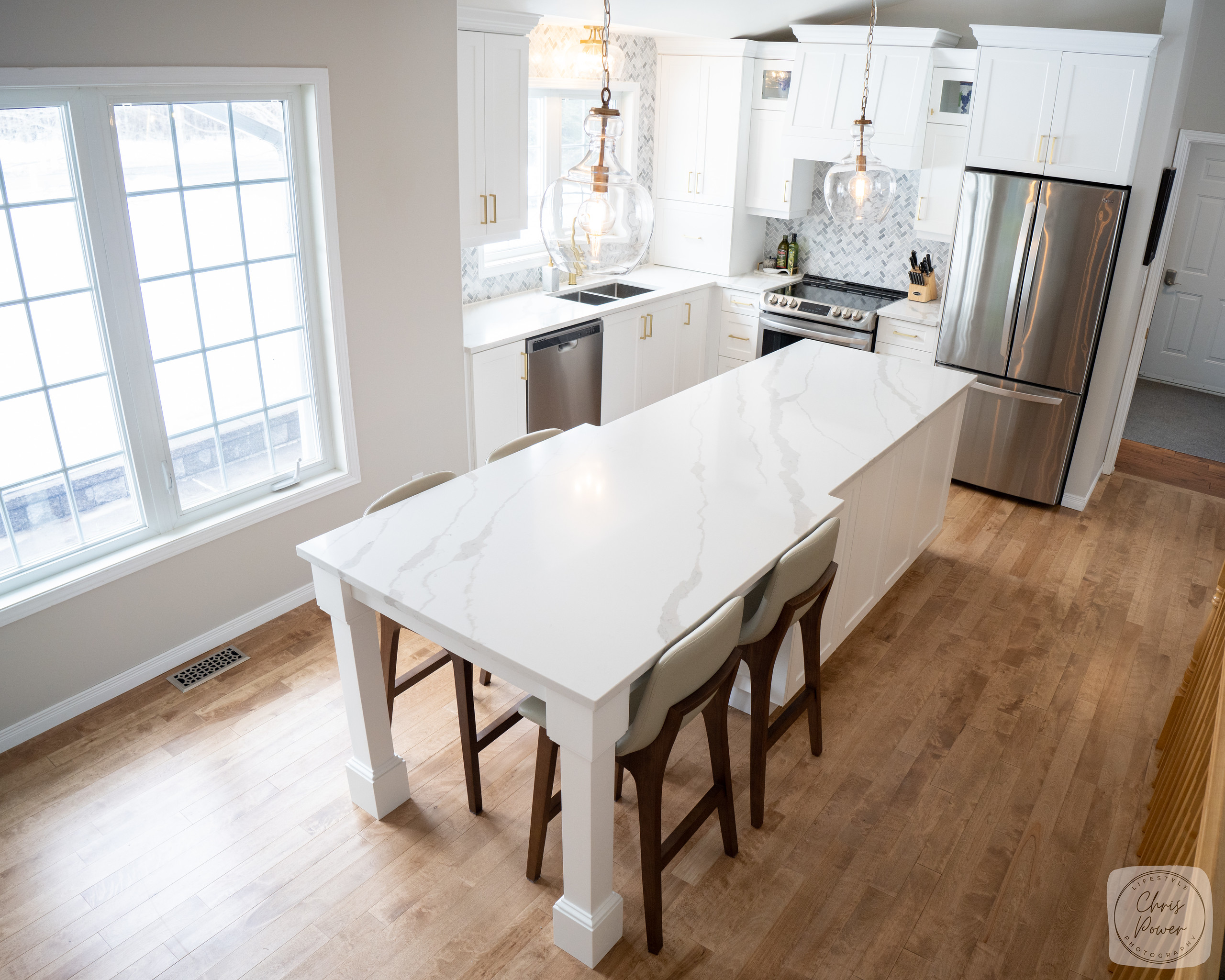 Dishwasher with custom cabinet overlay